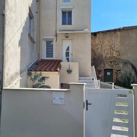 Pause Au Vert'gnate Le Breuil-sur-Couze